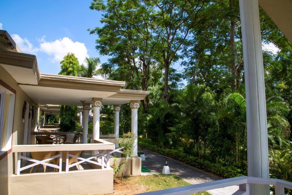 Tiger'S Den Resort Bandhavgarh National Park Экстерьер фото