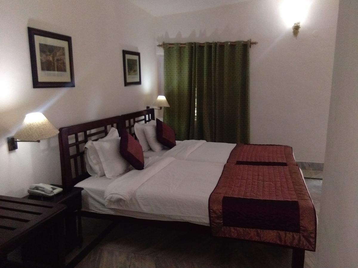 Tiger'S Den Resort Bandhavgarh National Park Номер фото